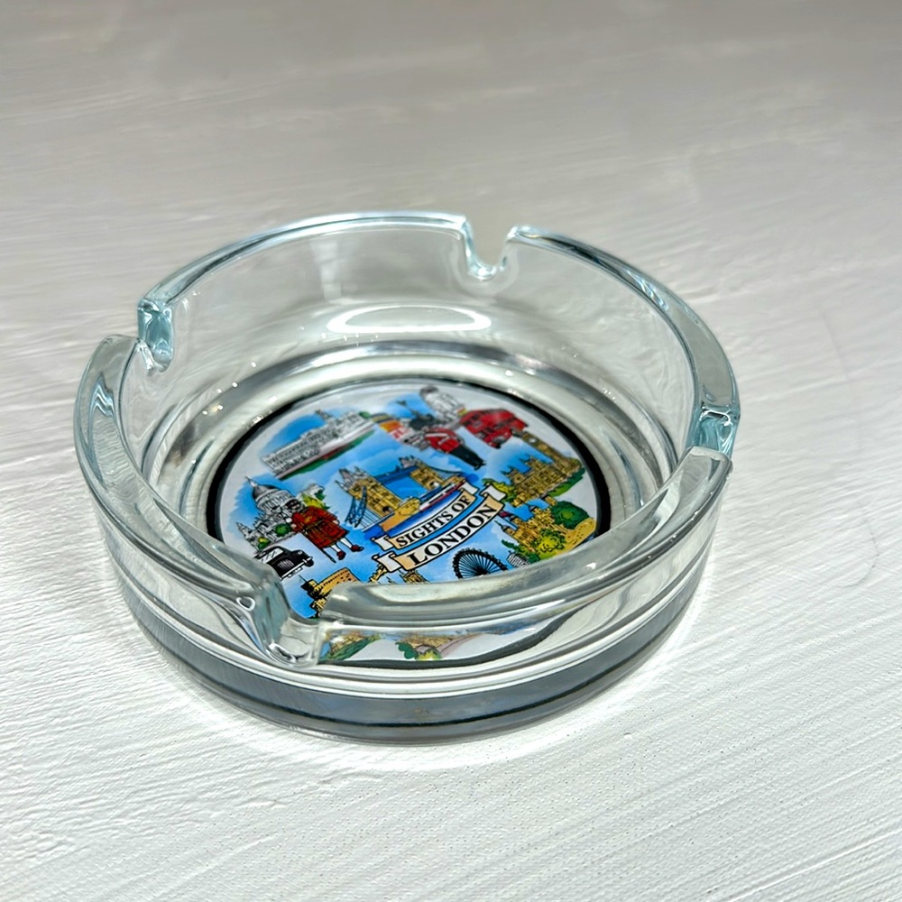 Vintage Sights of London Ashtray 4” Round